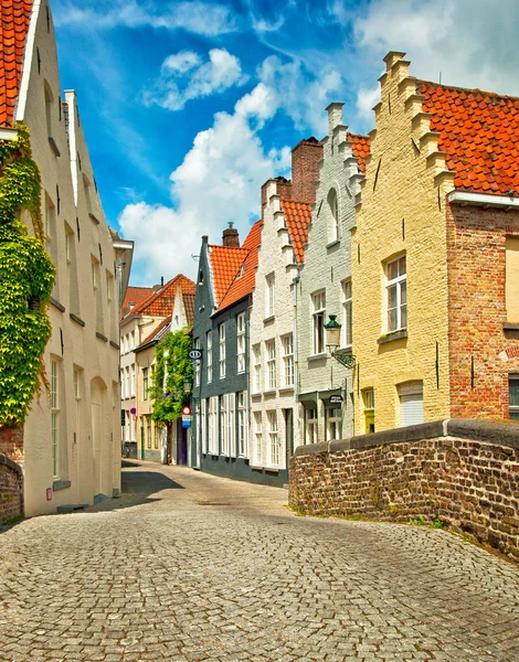 Trevligt hus i Brugge — Stockfoto