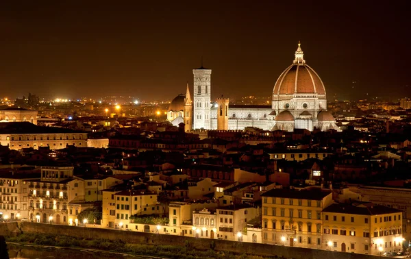 Vista notturna su Firenze — Foto Stock