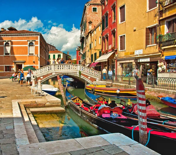 Narrow canal with boat — Stock Photo, Image