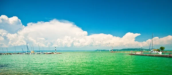 Porto de Balatonfoldvar, Hungria . — Fotografia de Stock