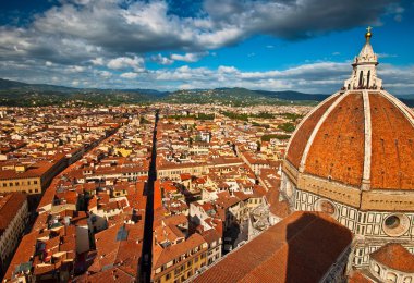 Piazza del Duomo üzerinde havadan görünümü