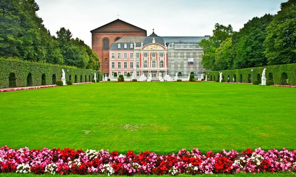 Electorate Palace and garden — Stock Photo, Image