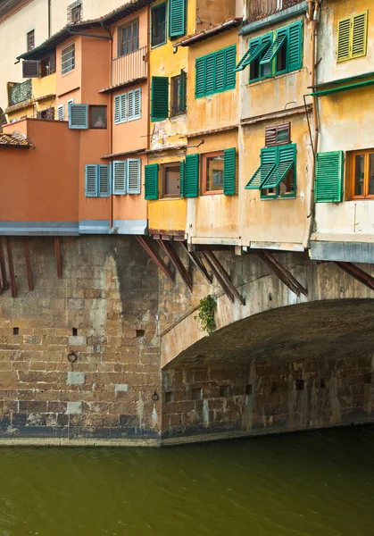 Ponte vecchio in florentie — Stockfoto