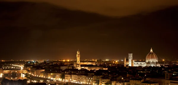 Nachtansicht von Florenz — Stockfoto