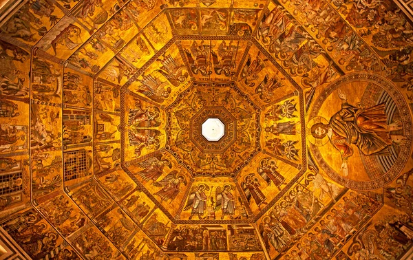 Batistério de Florença - Vista do teto de mosaico — Fotografia de Stock