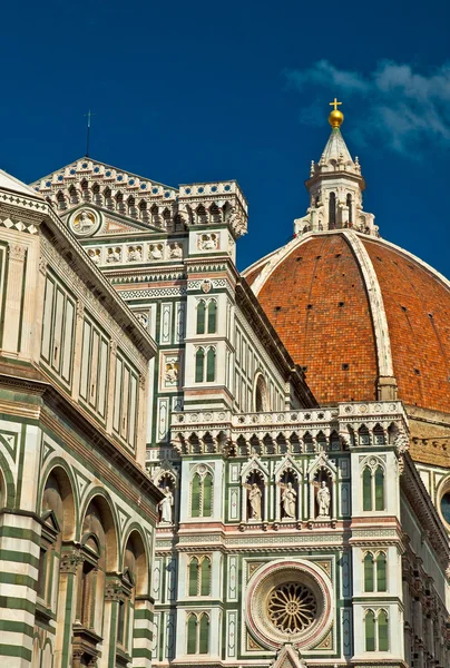 Piazza del Duomo harika gökyüzü renkleri — Stok fotoğraf