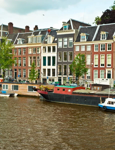 Kanály Amsterdamu na léto — Stock fotografie