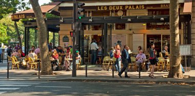 Eski şehir Paris tipik bar