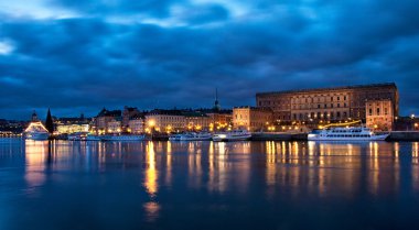 Güzel bir akşam cityscape
