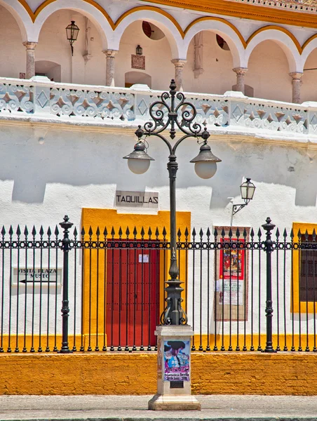 Exterior de la plaza de toros de Sevilla —  Fotos de Stock