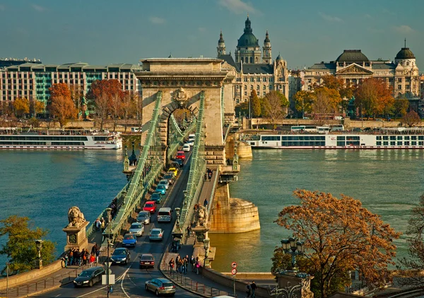 Nice view on the Chain Bridge in Budapest — Stock Photo, Image