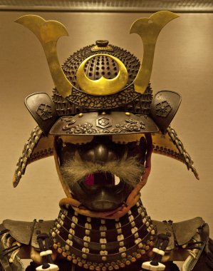 Samuray zırh ve kask