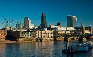 Güzel bir akşam cityscape