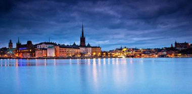Güzel bir akşam cityscape