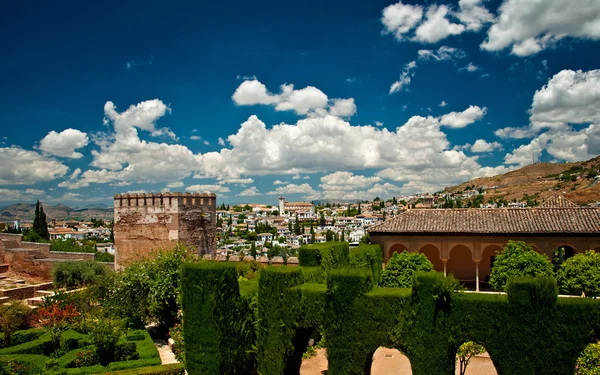 Antiguo hermoso castillo — Foto de Stock