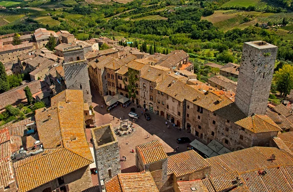 Siena eski kasaba güzel evler — Stok fotoğraf