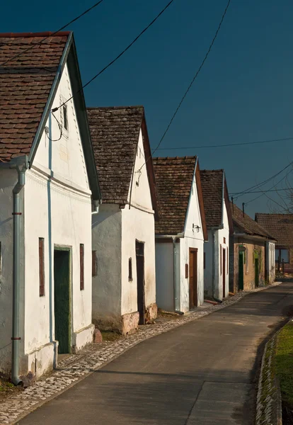 Schöne alte weinkeller in palkonya — Stockfoto