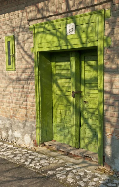 Old facade of a wine cellar — Stock Photo, Image