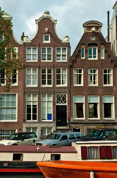 Grachten van Amsterdam en straten — Stockfoto