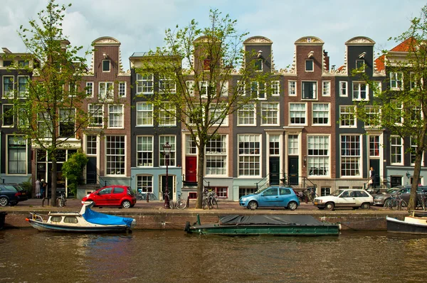 Canais de Amsterdã e ruas — Fotografia de Stock