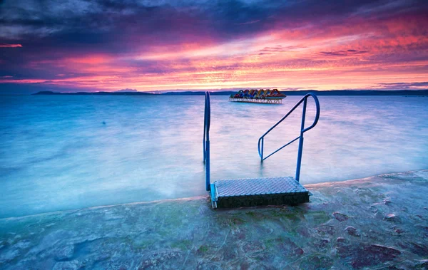 Coucher de soleil coloré à Balaton — Photo