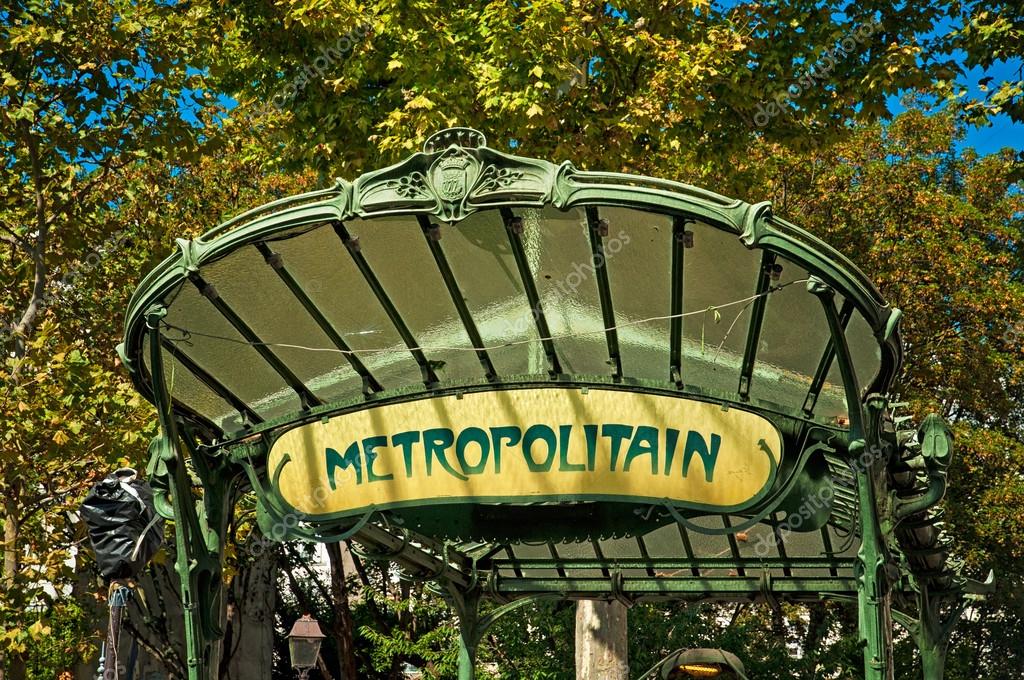 Art Nouveau entrance to Paris Metro – Stock Editorial Photo © Botond #95249606 Art Nouveau entrance to Paris Metro – Stock Editorial Photo © Botond #95249606