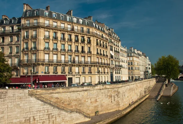 Bela vista sobre a cidade velha de Paris — Fotografia de Stock