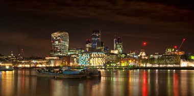 Londra finans bölgesi