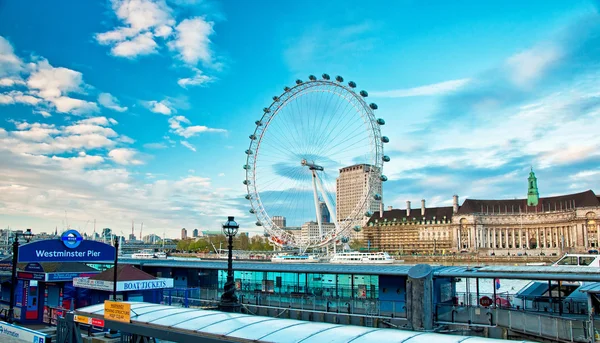 Das londoner auge am südufer, england — Stockfoto