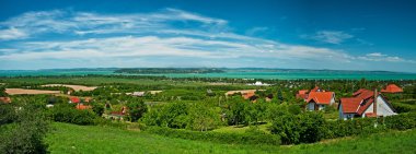 Parlak parlak Lake Balaton