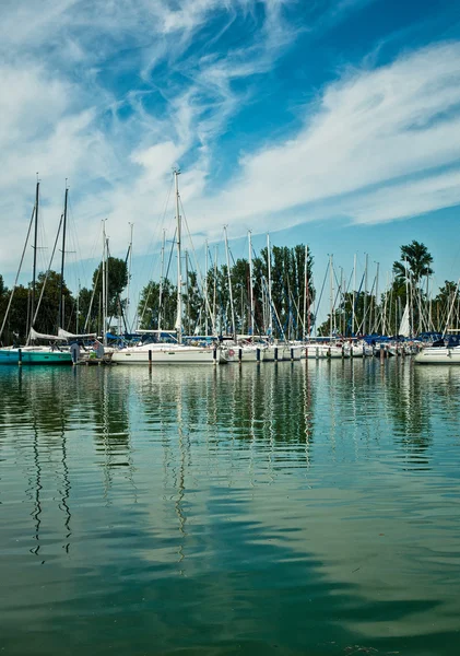 Hamnen i Balatonfoldvar, Ungern — Stockfoto