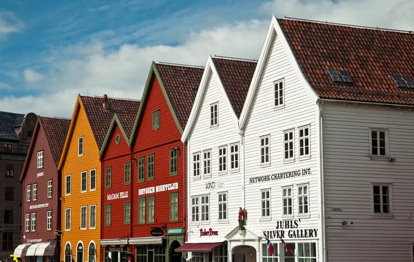 Traditional houses in the old town of Bergen — Stock Photo, Image