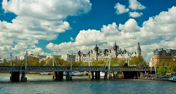 Bela vista sobre Londres com o rio Tamisa — Fotografia de Stock