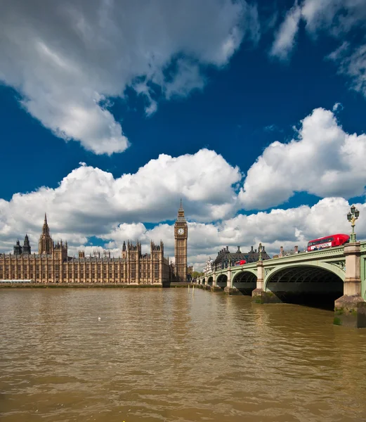 Big ben en de huizen van het Parlement — Stockfoto