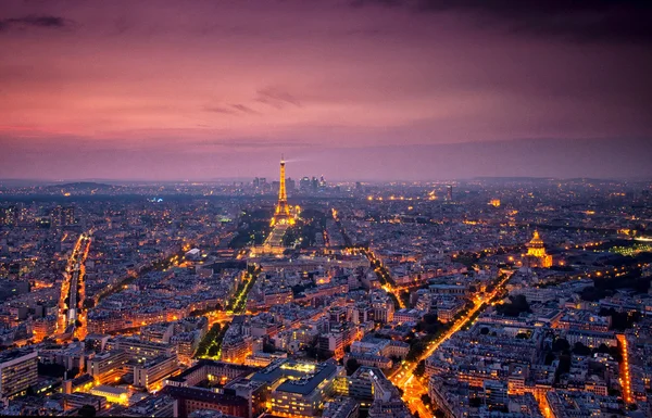 Eiffelturm bei Sonnenuntergang, Frankreich — Stockfoto