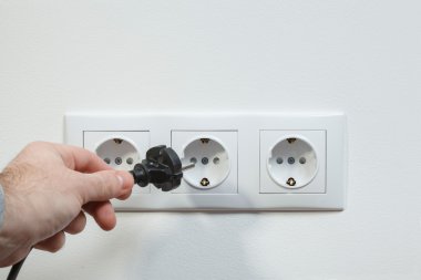 Elektrik kablosu soketi bağlantısı