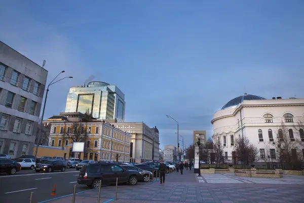 Akşam Kiev mimarisi