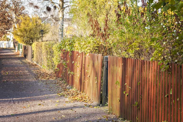 Red wooden fence — Stock Photo, Image