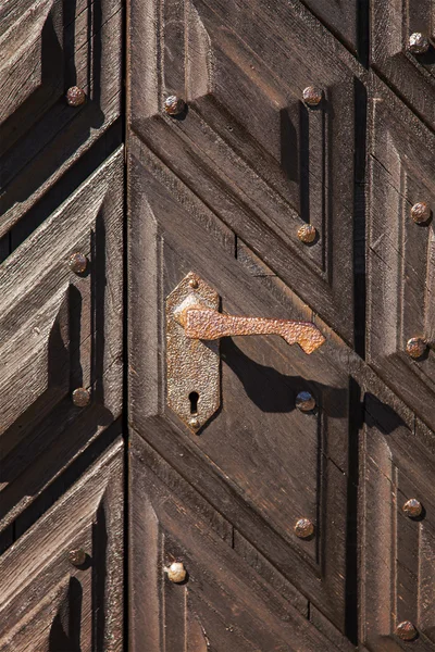 Ornate old wooden door — Stock Photo, Image