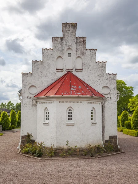 Small white chapel — Stock Photo, Image