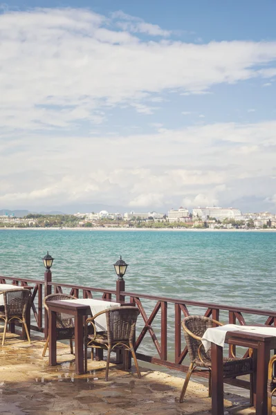 Restaurante junto al mar en Side Turkey — Foto de Stock