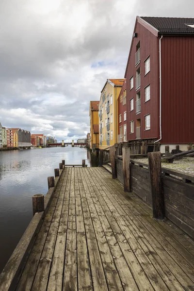 Bâtiments Colorés Long Rivière Nidelva Trondheim Norvège — Photo