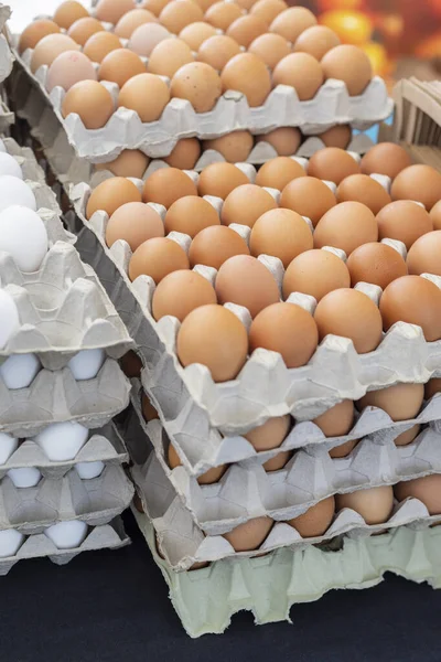 Dozen Van Verse Boeren Eieren Boven Elkaar Gestapeld Stockfoto