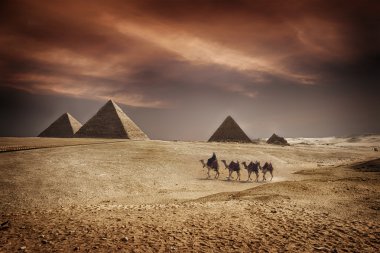 Pyramids of Egypt clipart