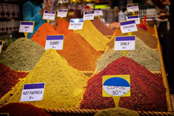 Istanbul spice market — Stock Photo, Image