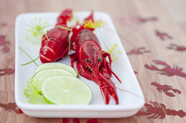 Crayfish and lime — Stock Photo, Image