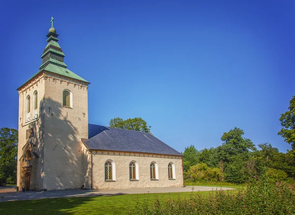 Witte platteland kerk — Stockfoto