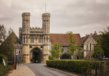 Canterbury büyük giriş