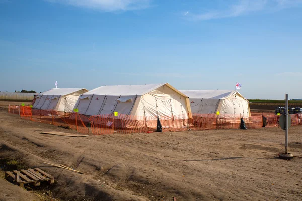 Tents in the empty Refugee camp in Roeszke — Stock Photo, Image
