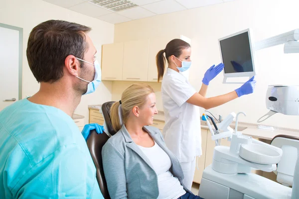 Adult woman getting her checkup at the Dentist — Stock Photo, Image